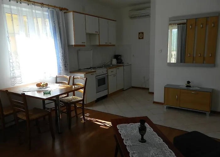 Skender Apartament *