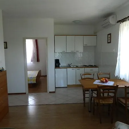Apartment Skender Čižići